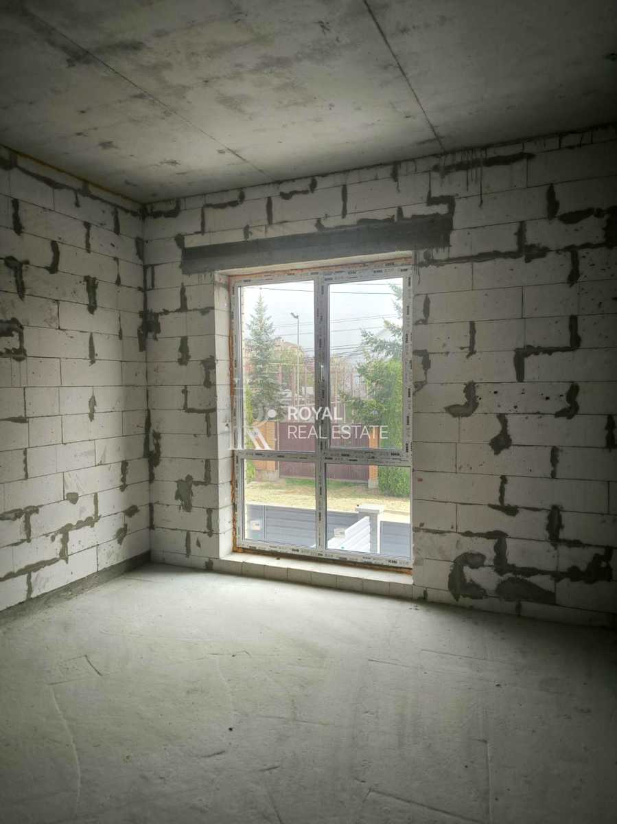 1857010325581168