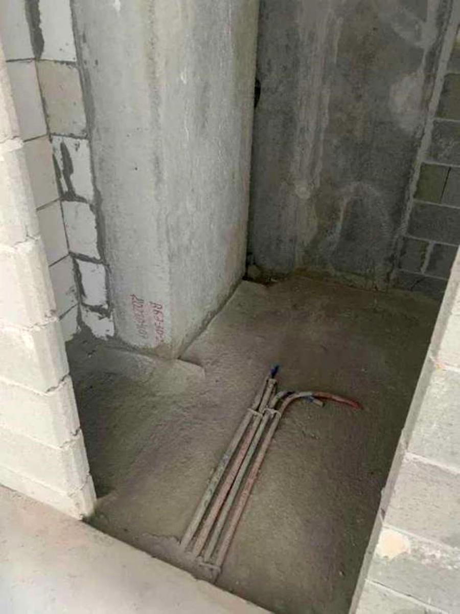 1857017633673705