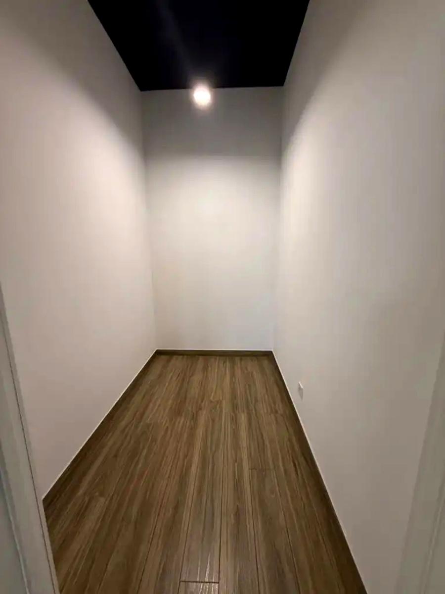 1857219442168958