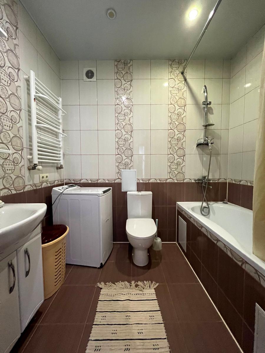 1857285130115251