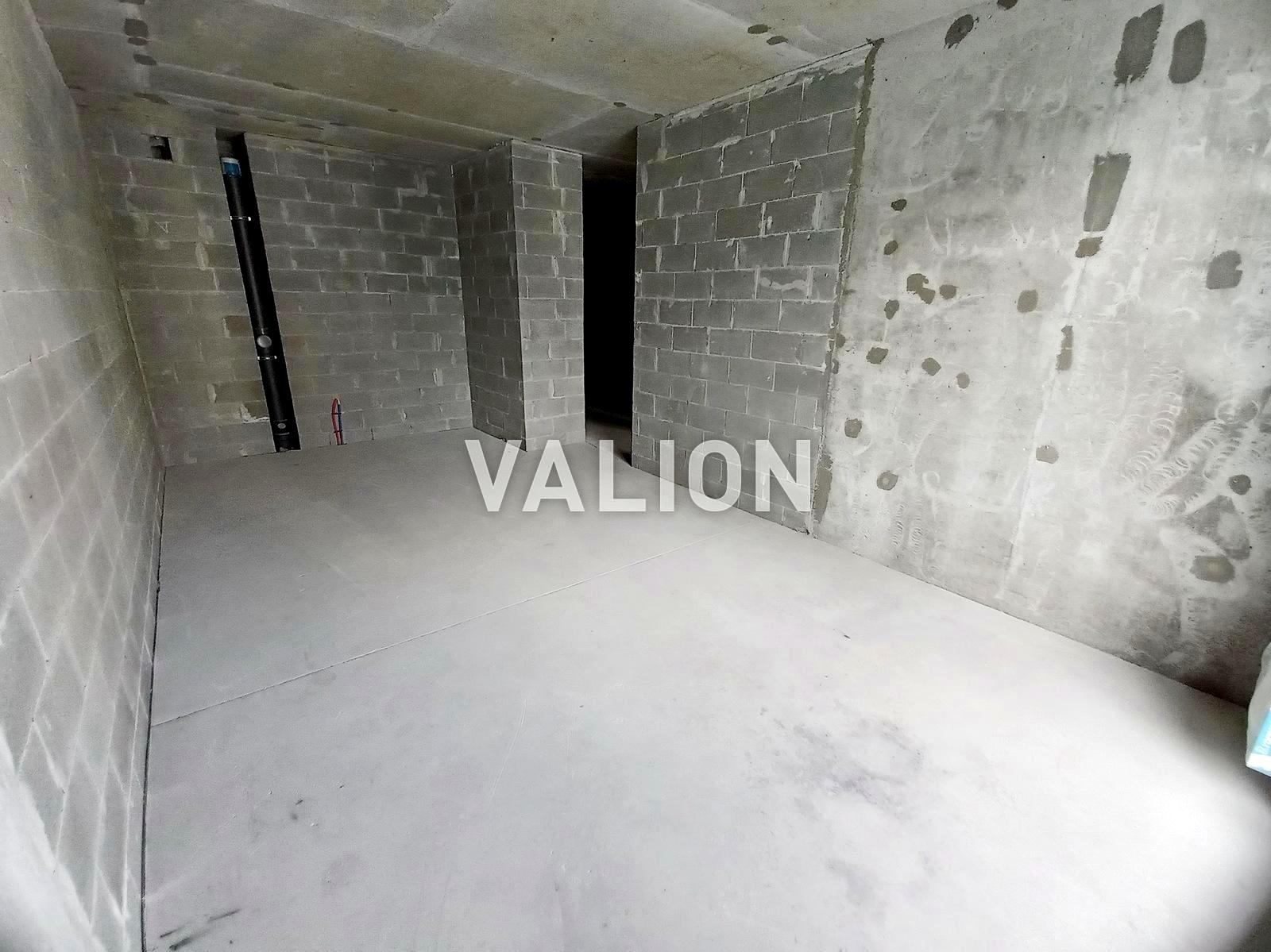1857287880507357