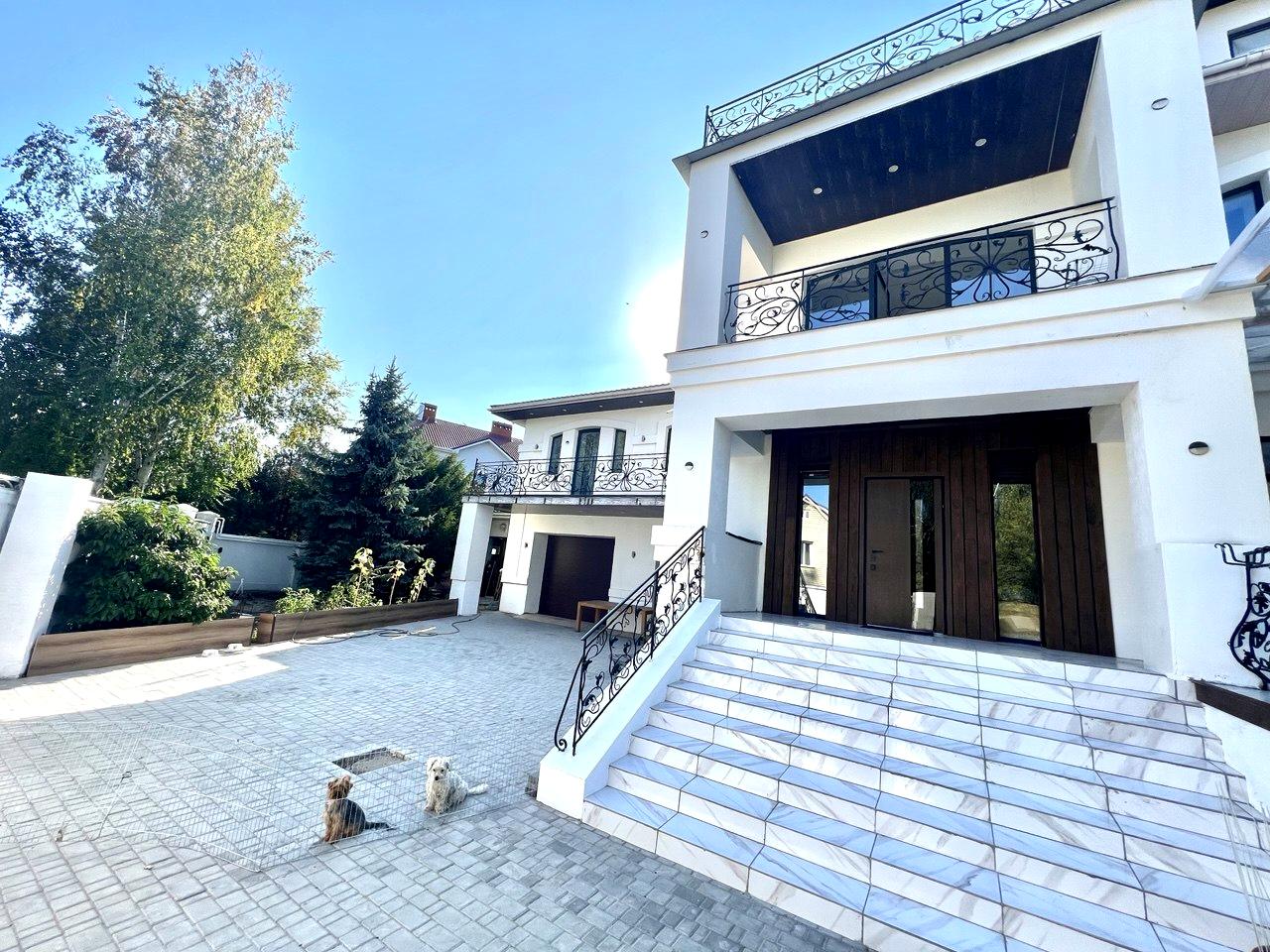 Будинок за адресою Свободи пр. (площа 625 м²) - imageAlt 2 Будинок за адресою Свободи пр. (площа 625 м²) - Atlanta.ua - imageAlt 2