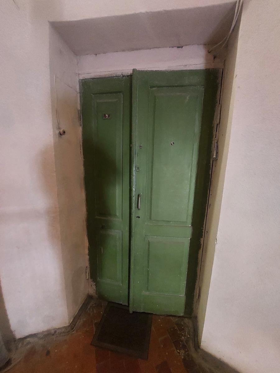 1857374465660628