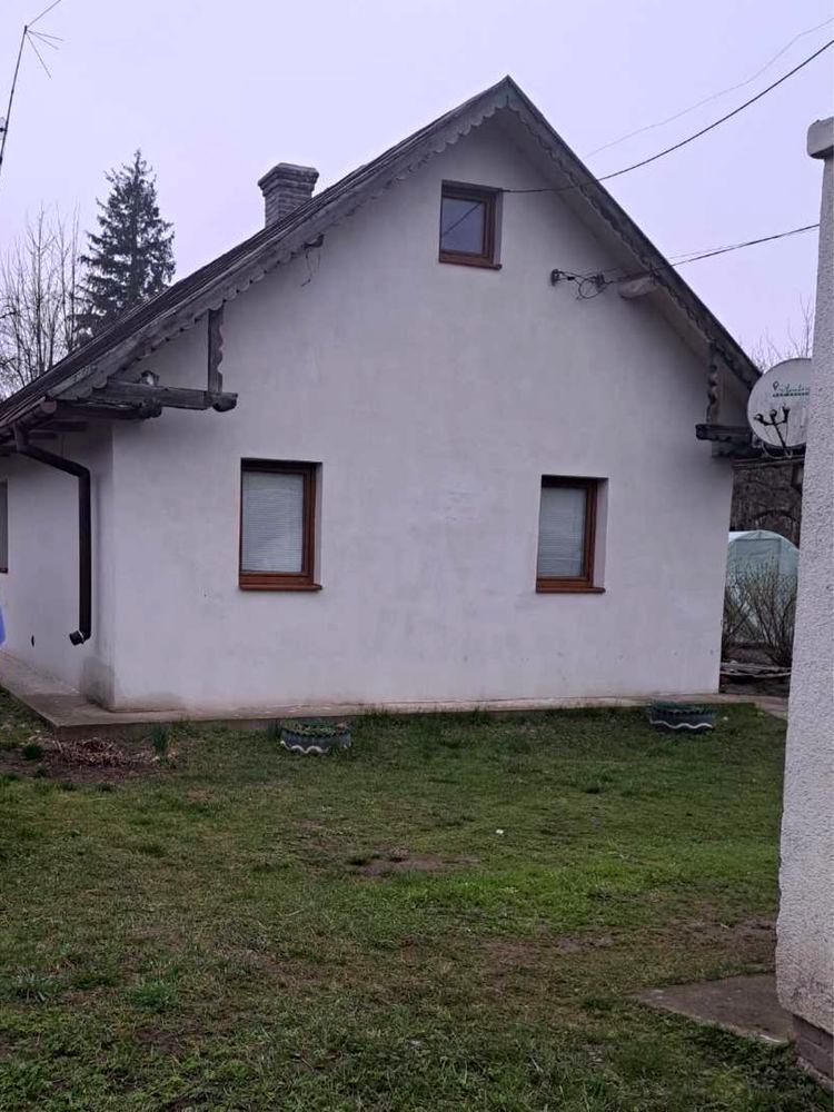 1857375535772808