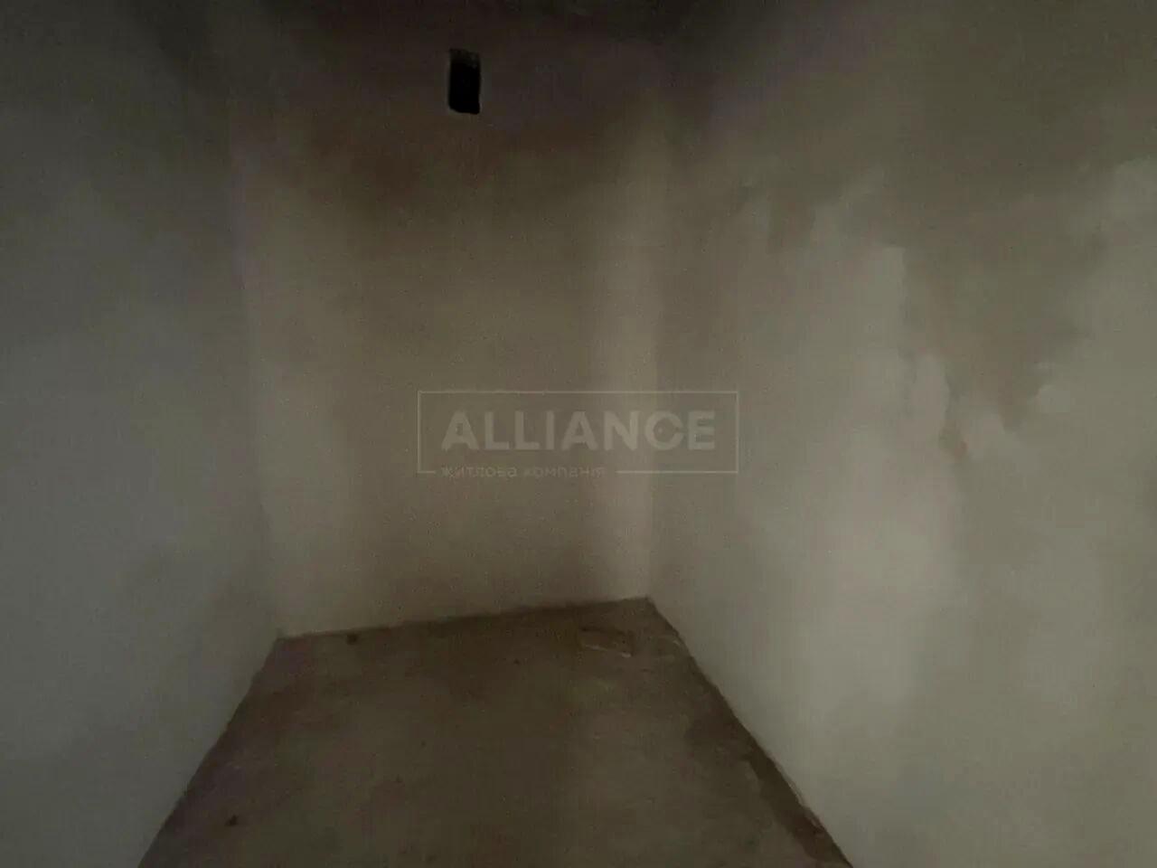 1857397317158775