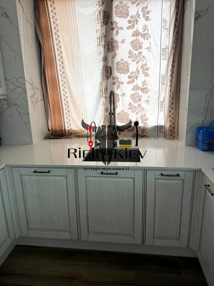 Дом по адресу ул. Леси Украинки (площадь 261 м²) - imageAlt 3 Дом по адресу ул. Леси Украинки (площадь 261 м²) - Atlanta.ua - imageAlt 3
