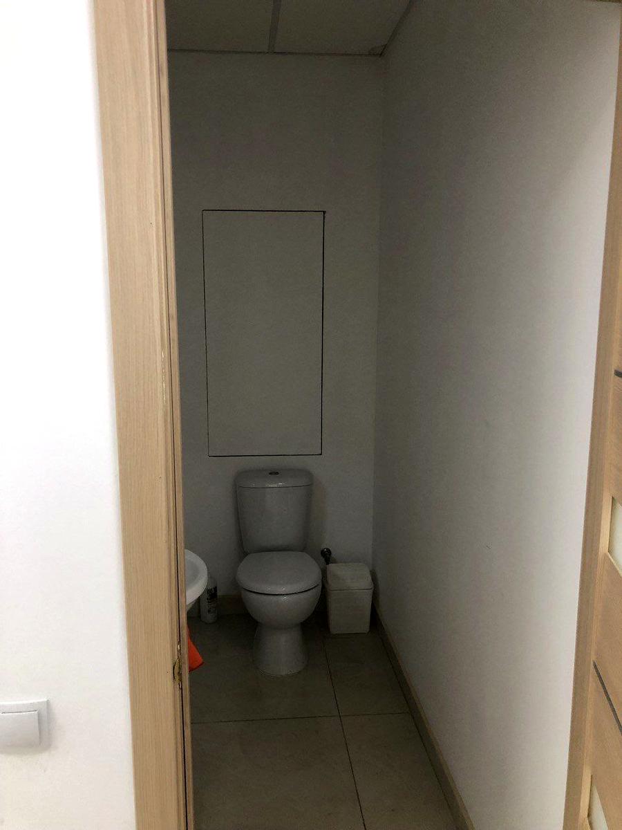 1857466673444895