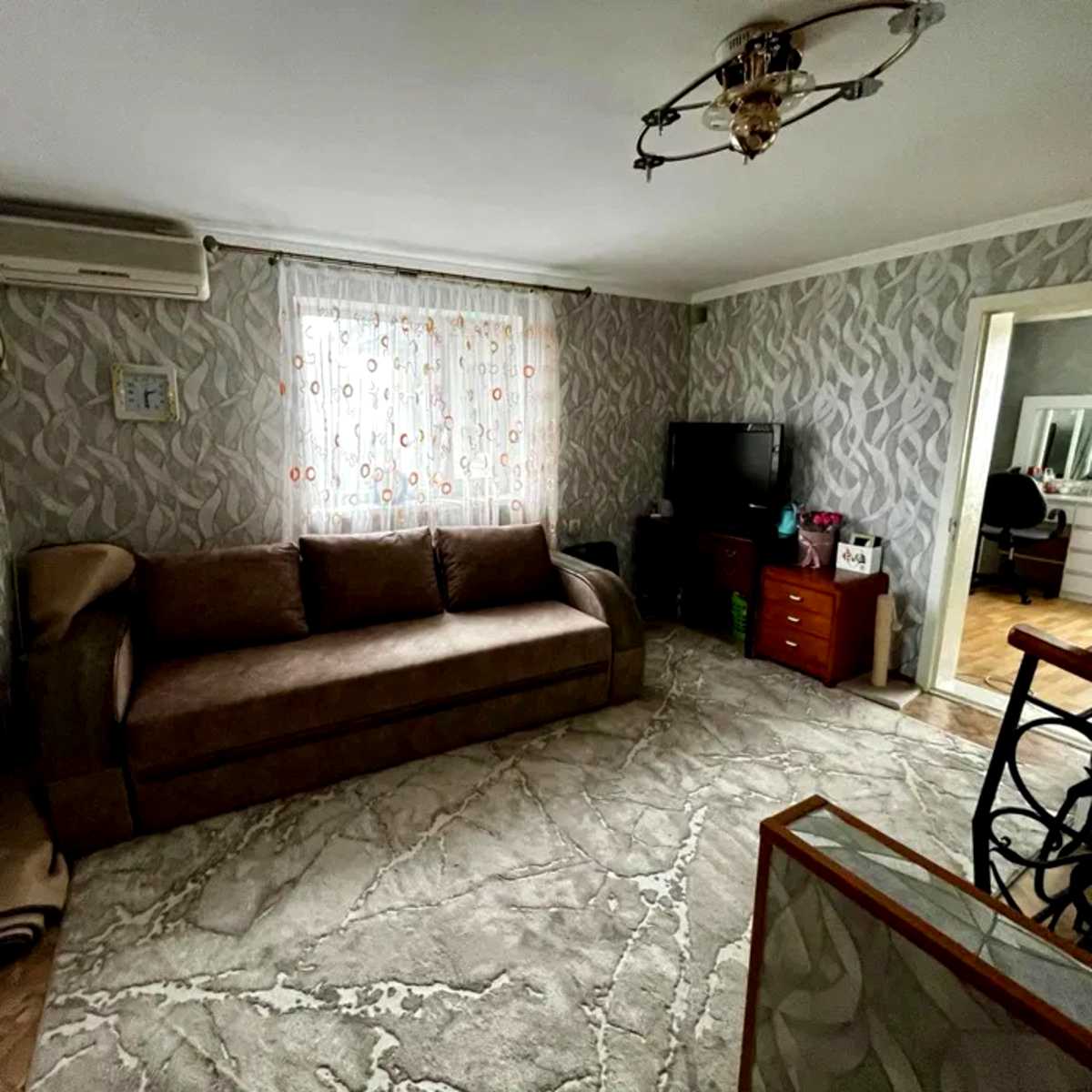 1857471421632604