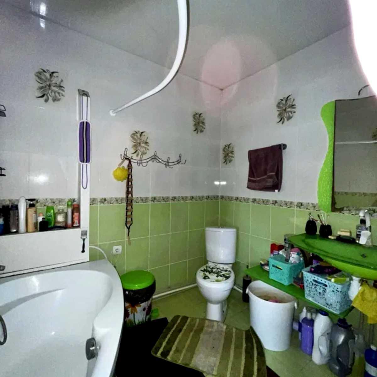 1857471421841993