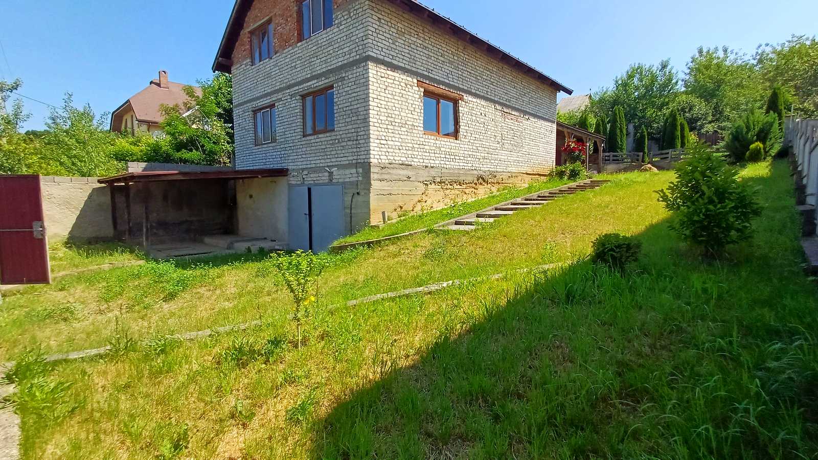 1857496411599927