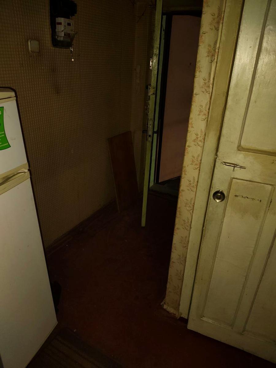 1857537692497437