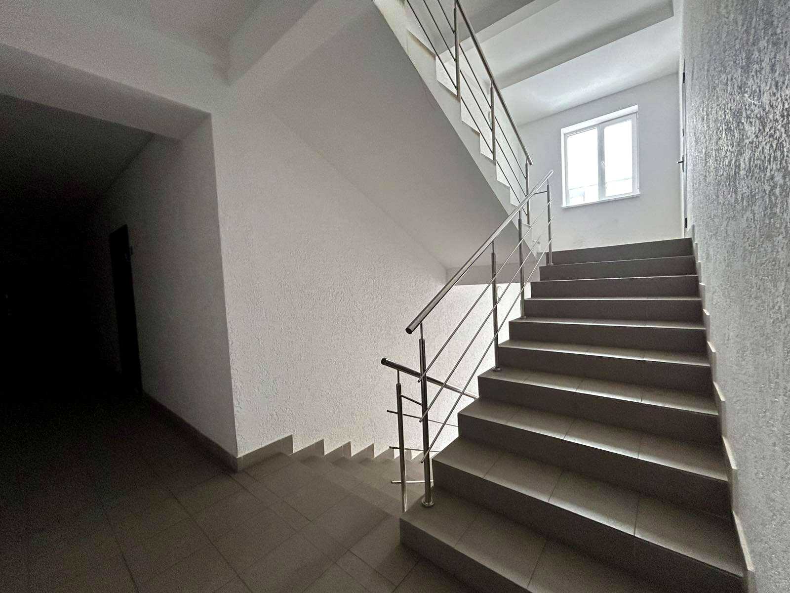 1857563691449298