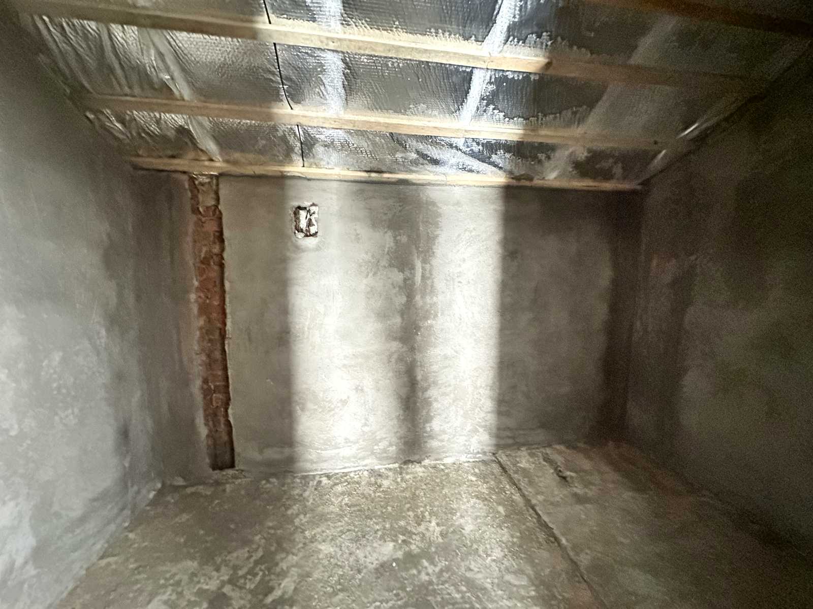1857649748141051