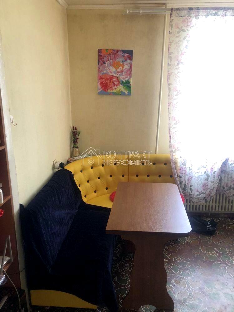 1857650639925576