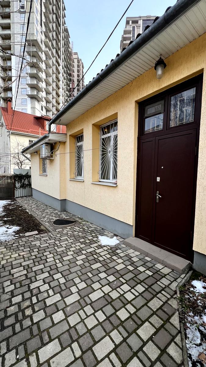 1857731003474377