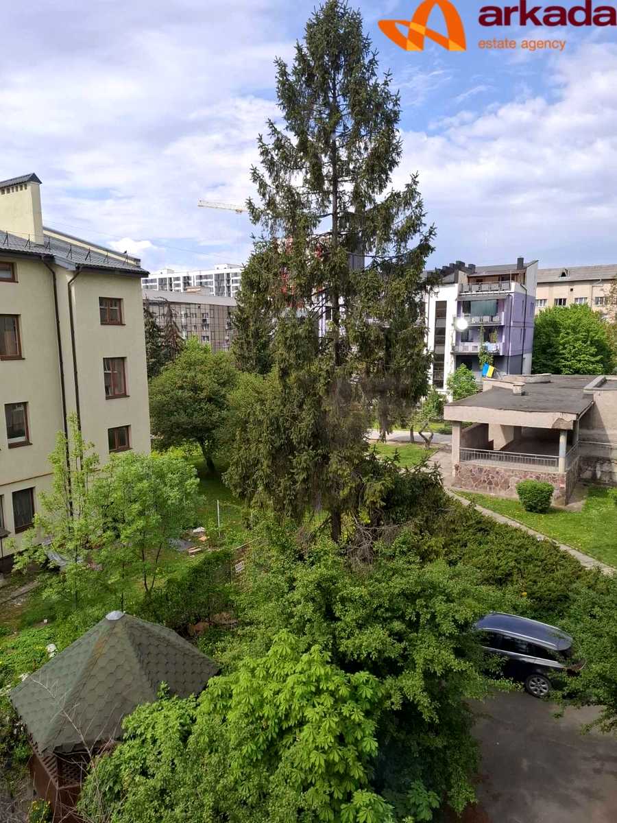 1857820849370985