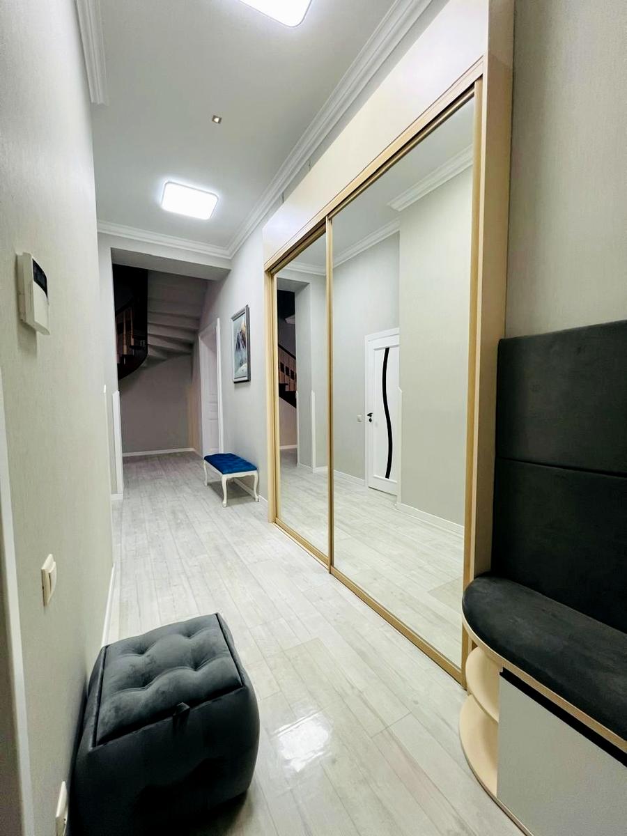 Багатокімнатна квартира за адресою вул. Соборна (площа 210 м²) - Atlanta.ua - фото 16