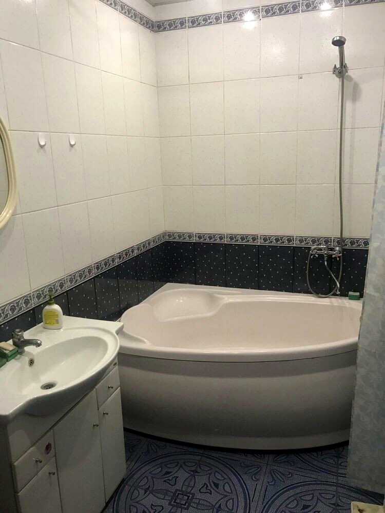 1857912730852522