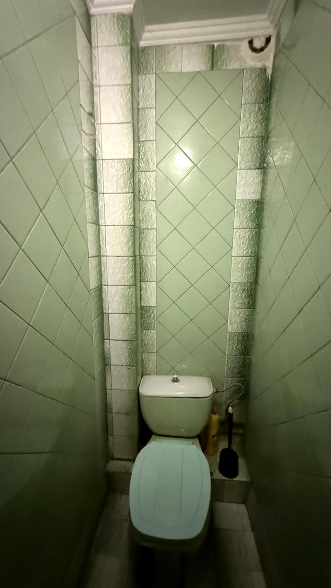 1857997849092902