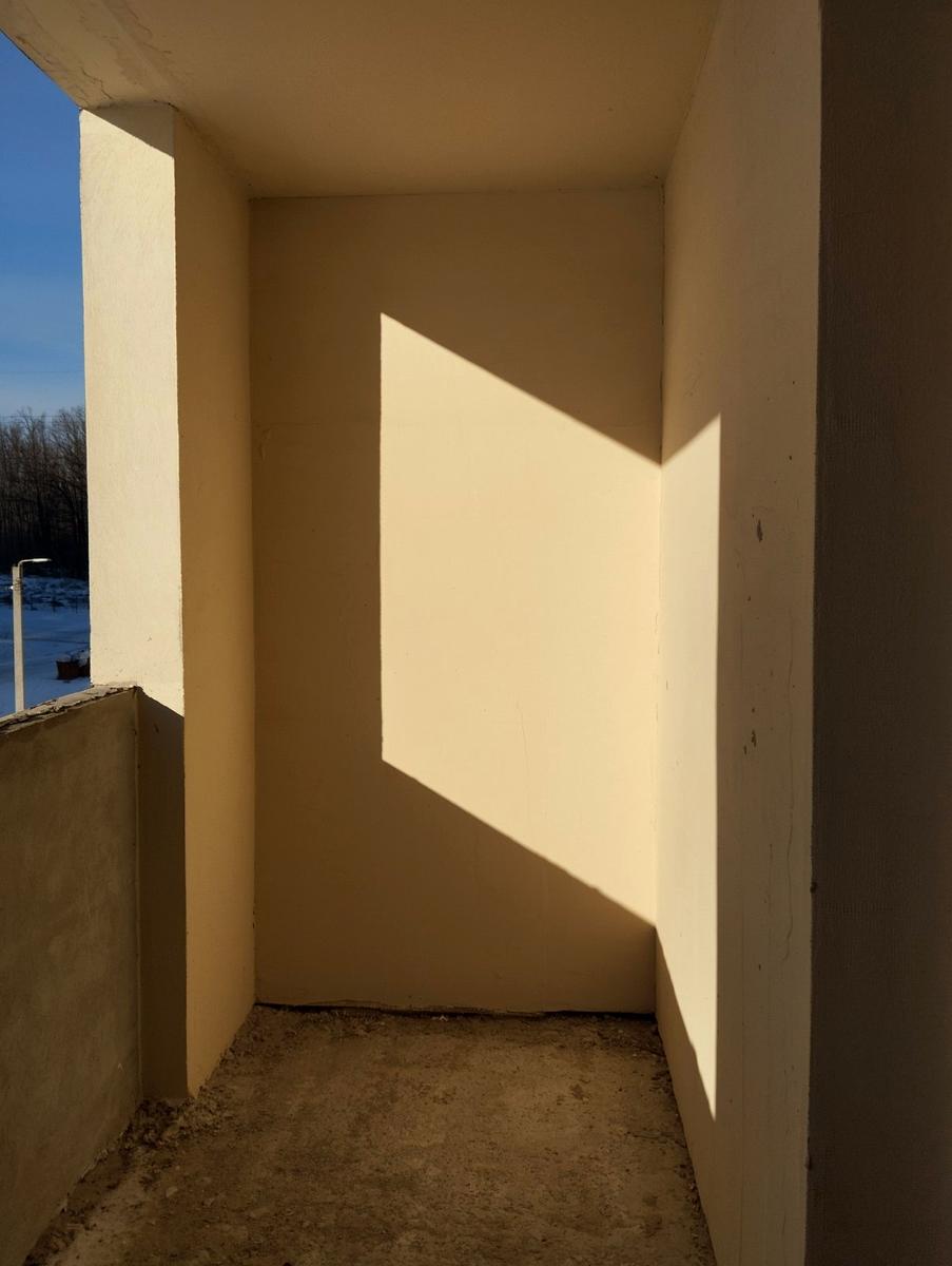 1857998996952543