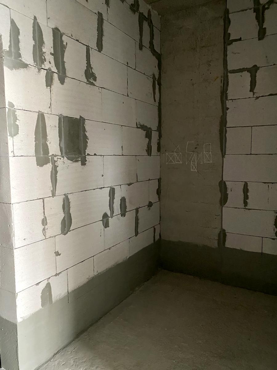 1858006749992620