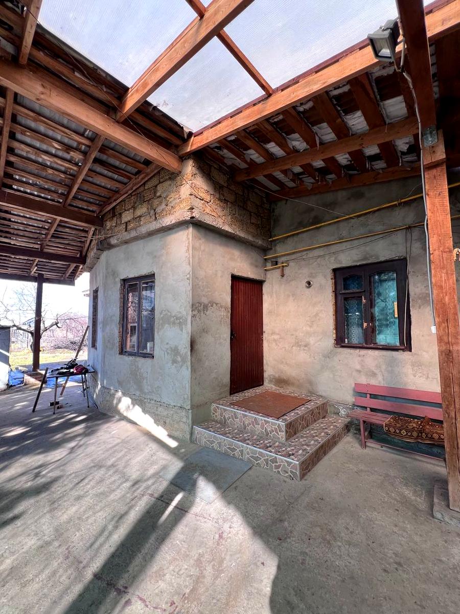 Дом по адресу ул. Садовая (площадь 370 м²) Дом по адресу ул. Садовая (площадь 370 м²) - Atlanta.ua