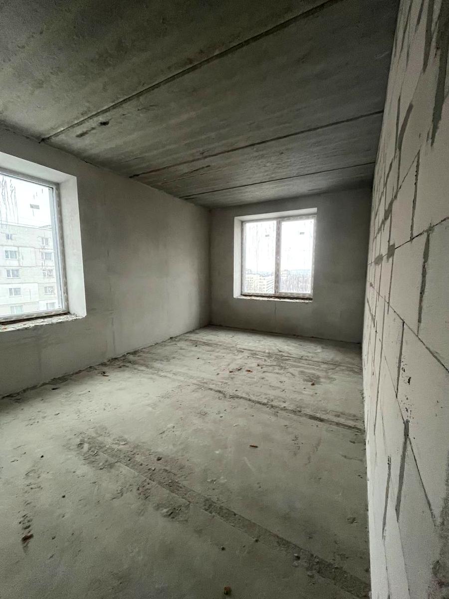 1858104476406705