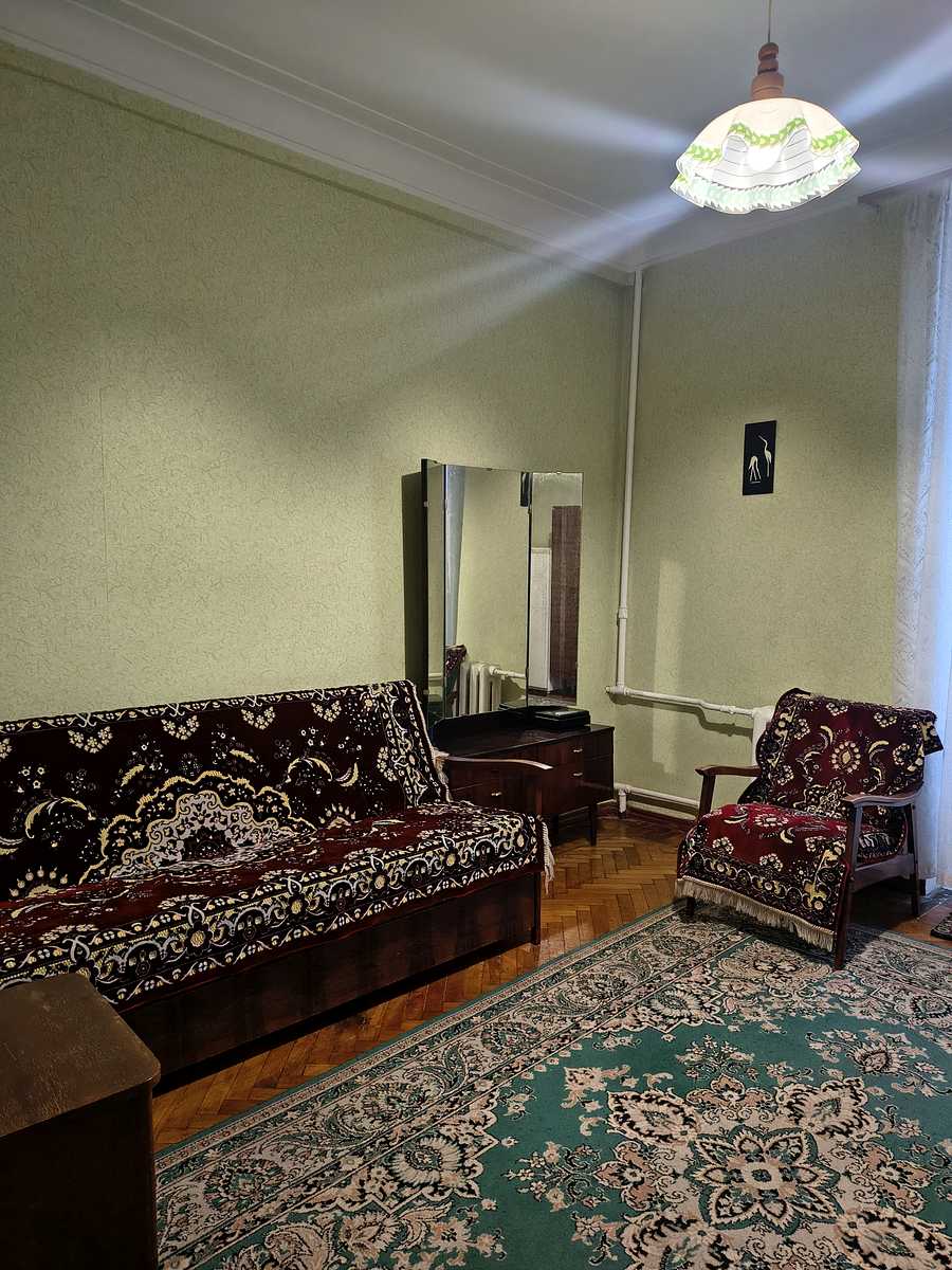 1858119440154435