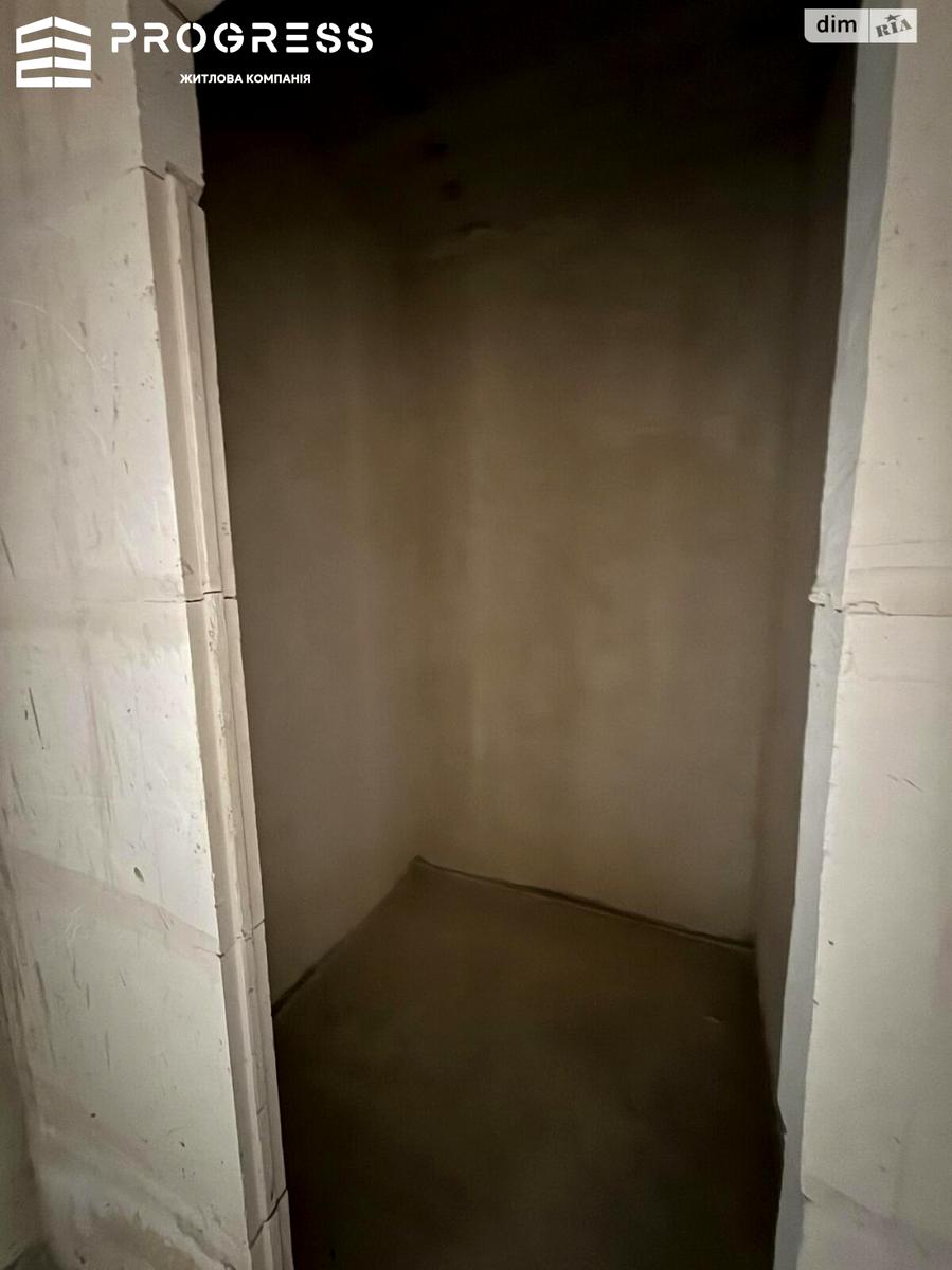 1858175248419539