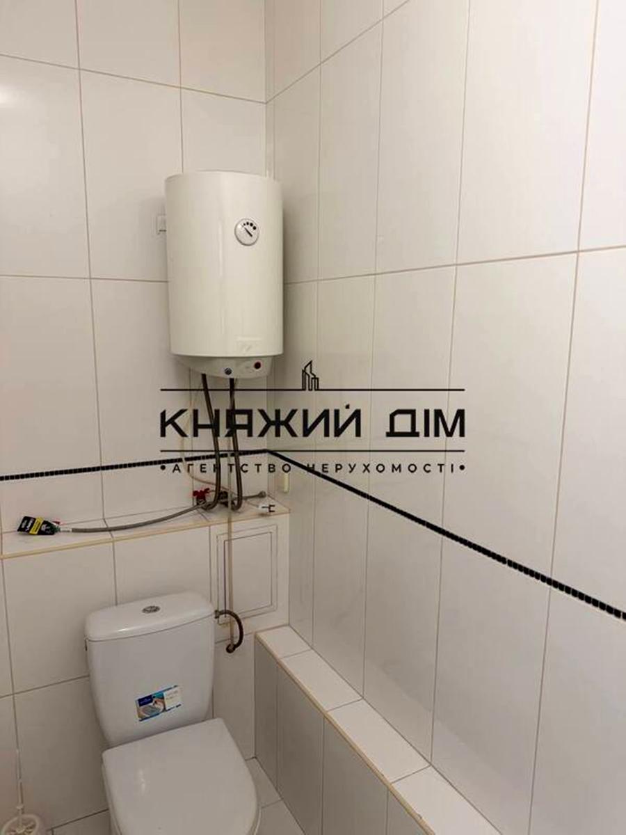 1858275951639506
