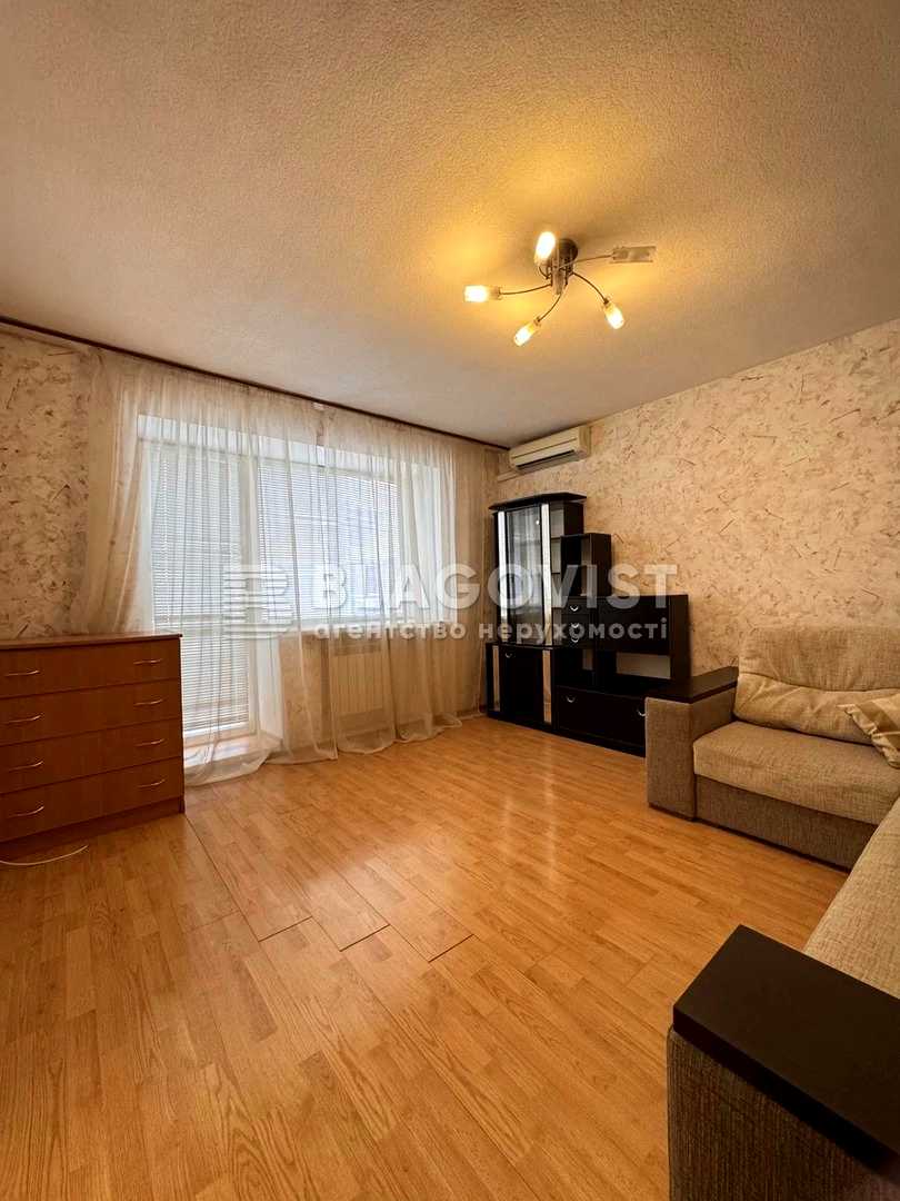 1858275989812106