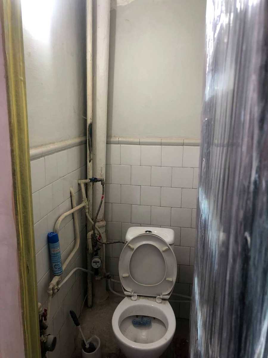 1858281064330229
