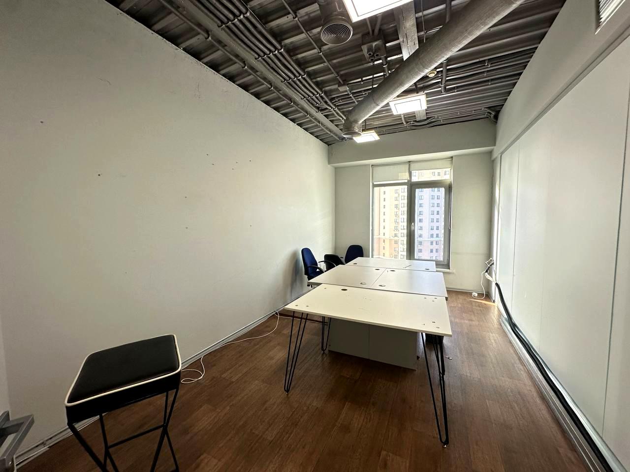 1858543406249493