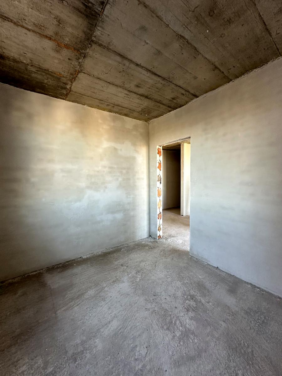 1858552229578705