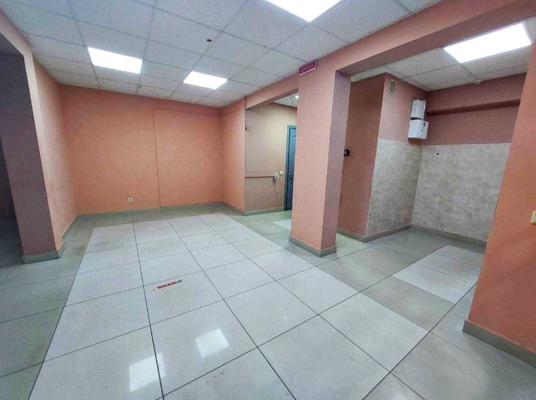 1858557355162976
