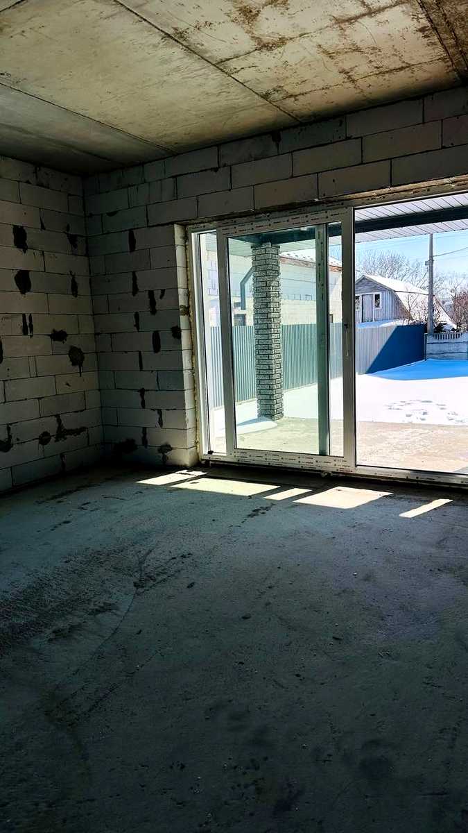 1858558746675206