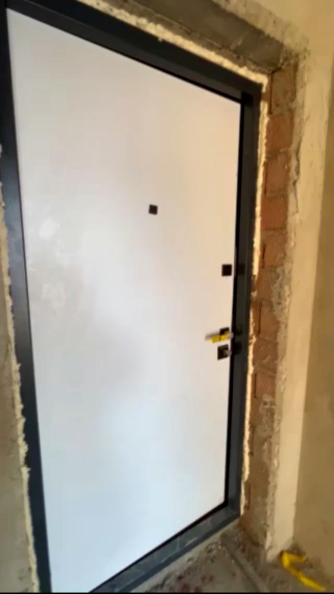 1858580371422946