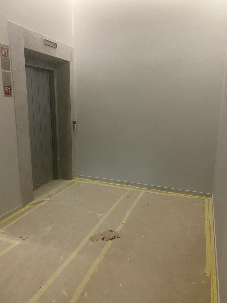 1858638535802675