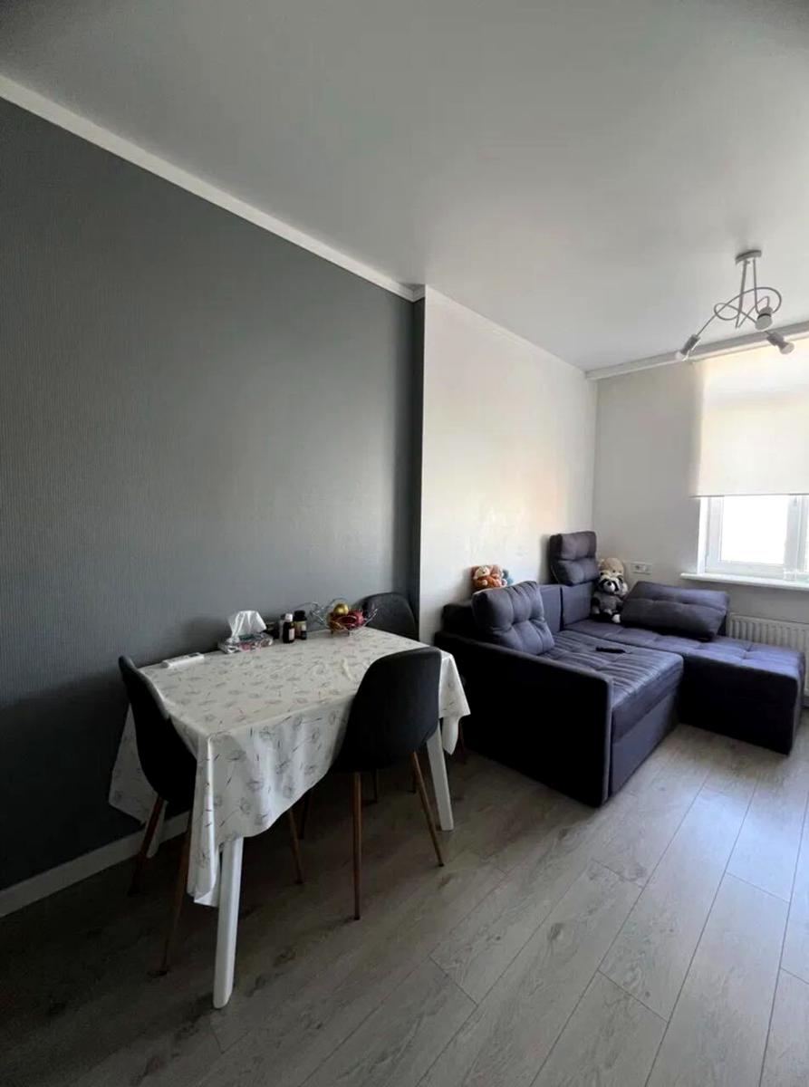 1858649033544211