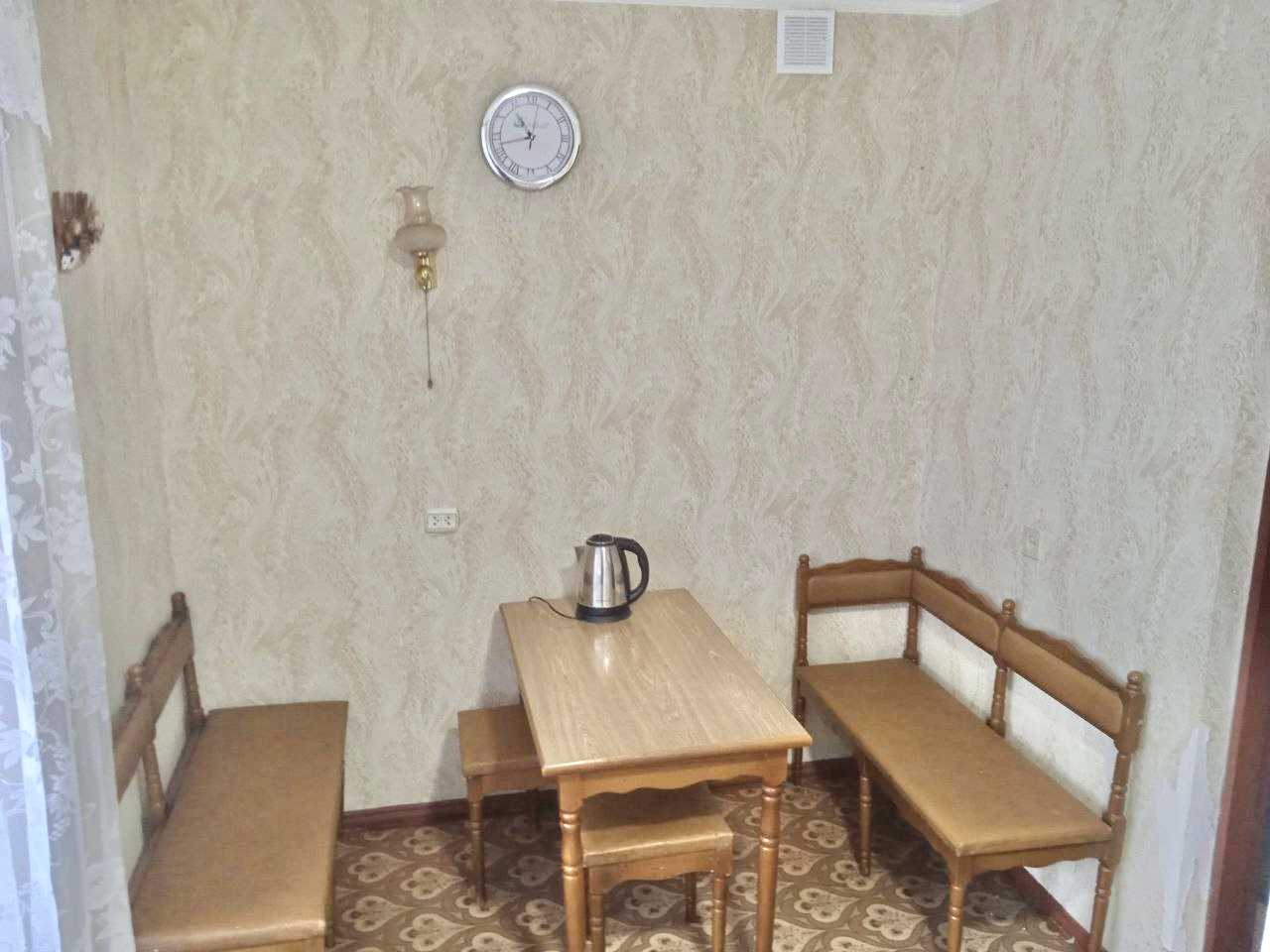 1858725852021801