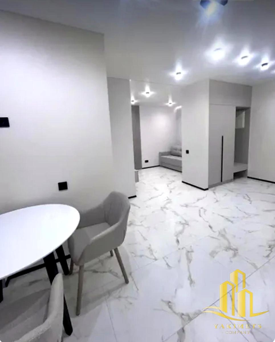 1858725954272196