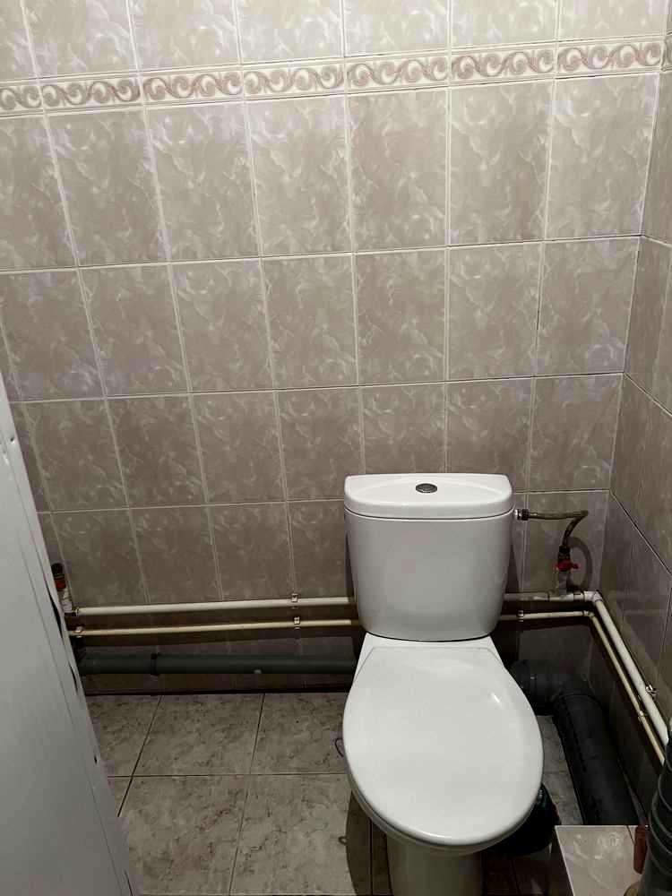 1858728896002924