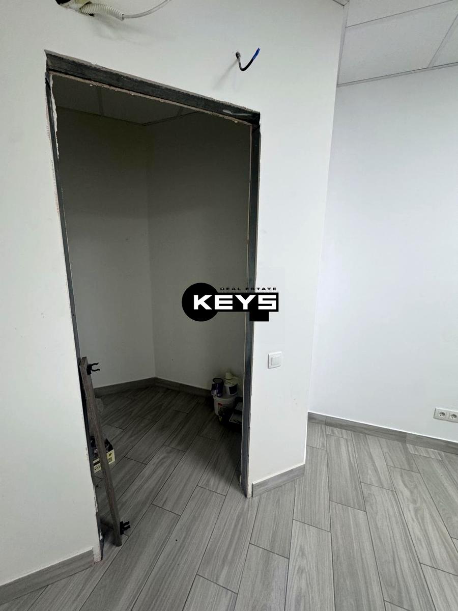 1858732552025176