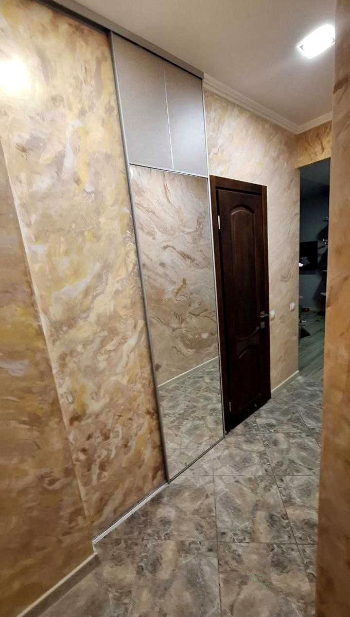 1858736032212318