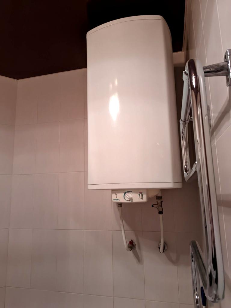 1858736207693586