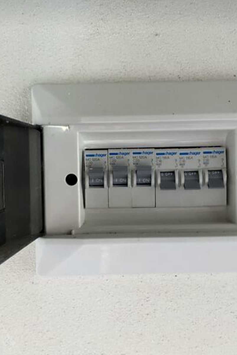 1858742307032415