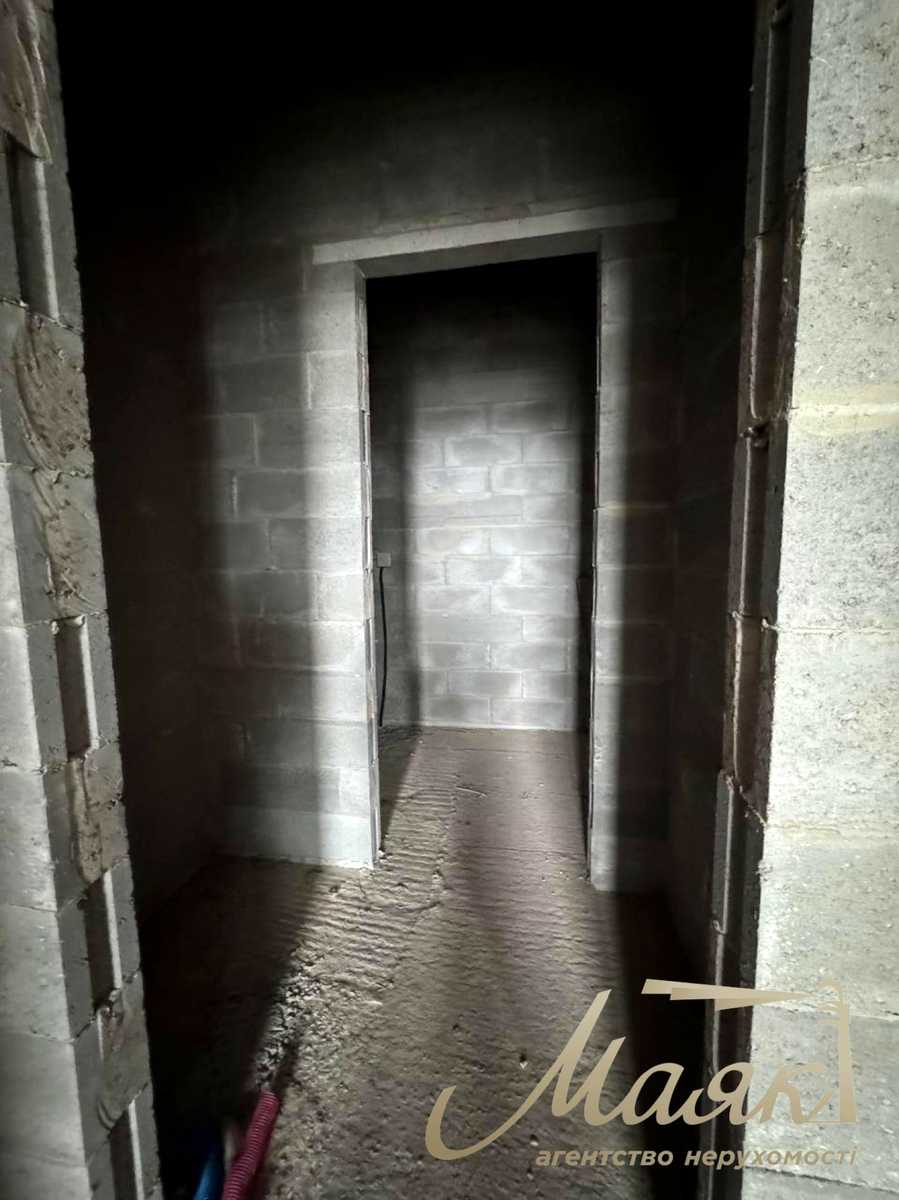 1858748058022966