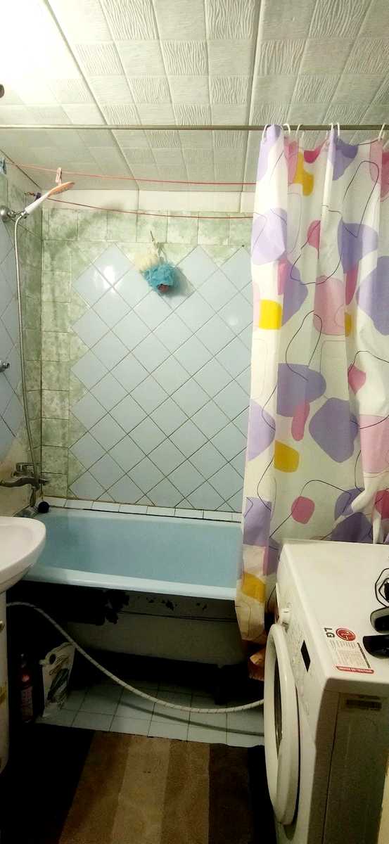 1858750742963321