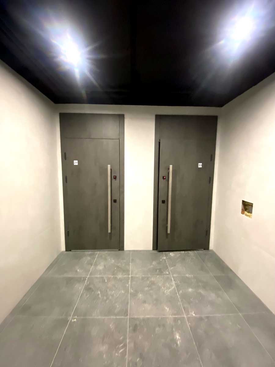 1858810601567417