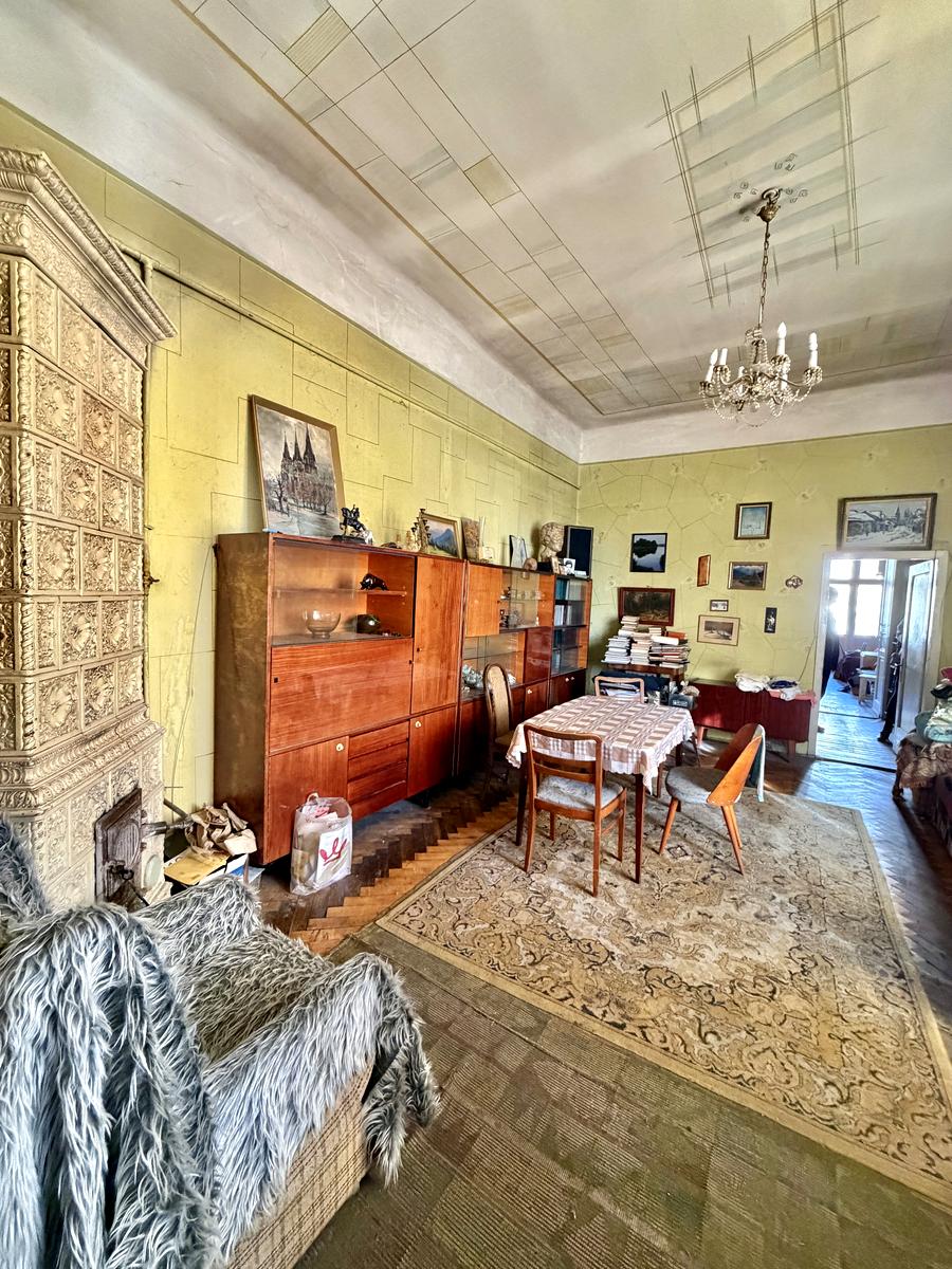 Простора Трикімнатна Квартира на Степана Бандери - зображення 1